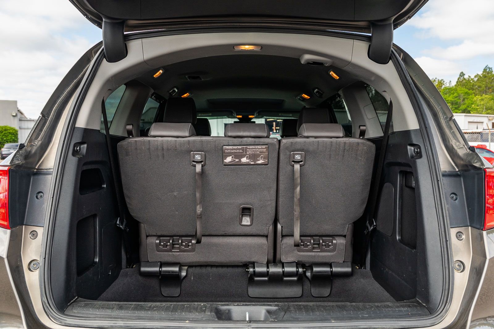 Used 2021 Honda Odyssey EX-L image 18