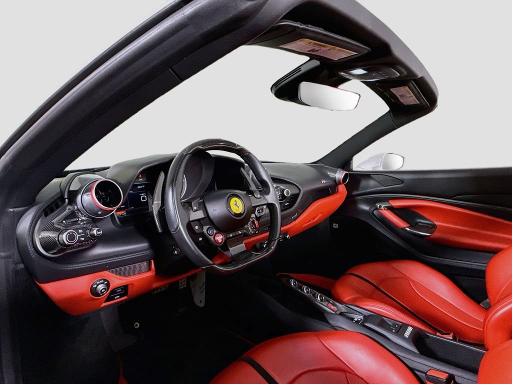 Certified 2022 Ferrari F8 Tributo RWD image 3