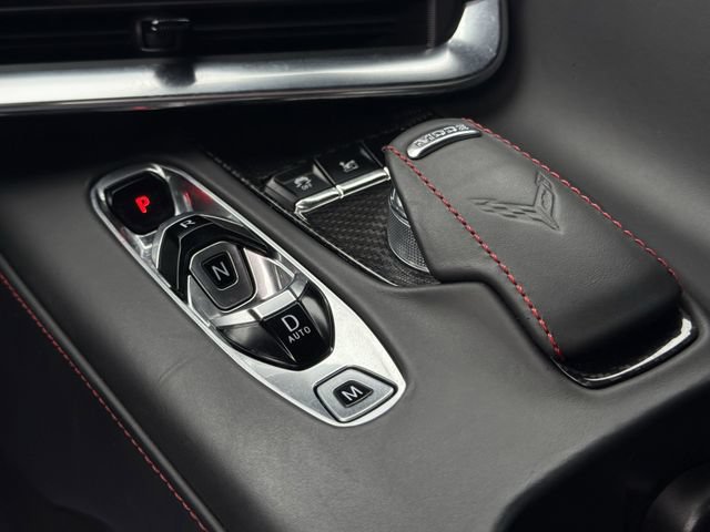 Used 2021 Chevrolet Corvette Stingray Premium Cpe w/ Z51 Performance Package RWD image 17