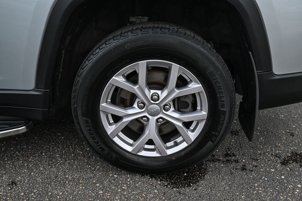 Used 2021 Jeep Grand Cherokee L Limited image 13