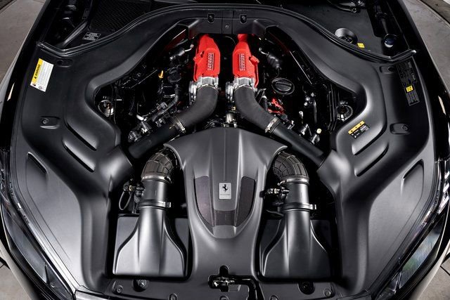 Certified 2019 Ferrari Portofino image 14