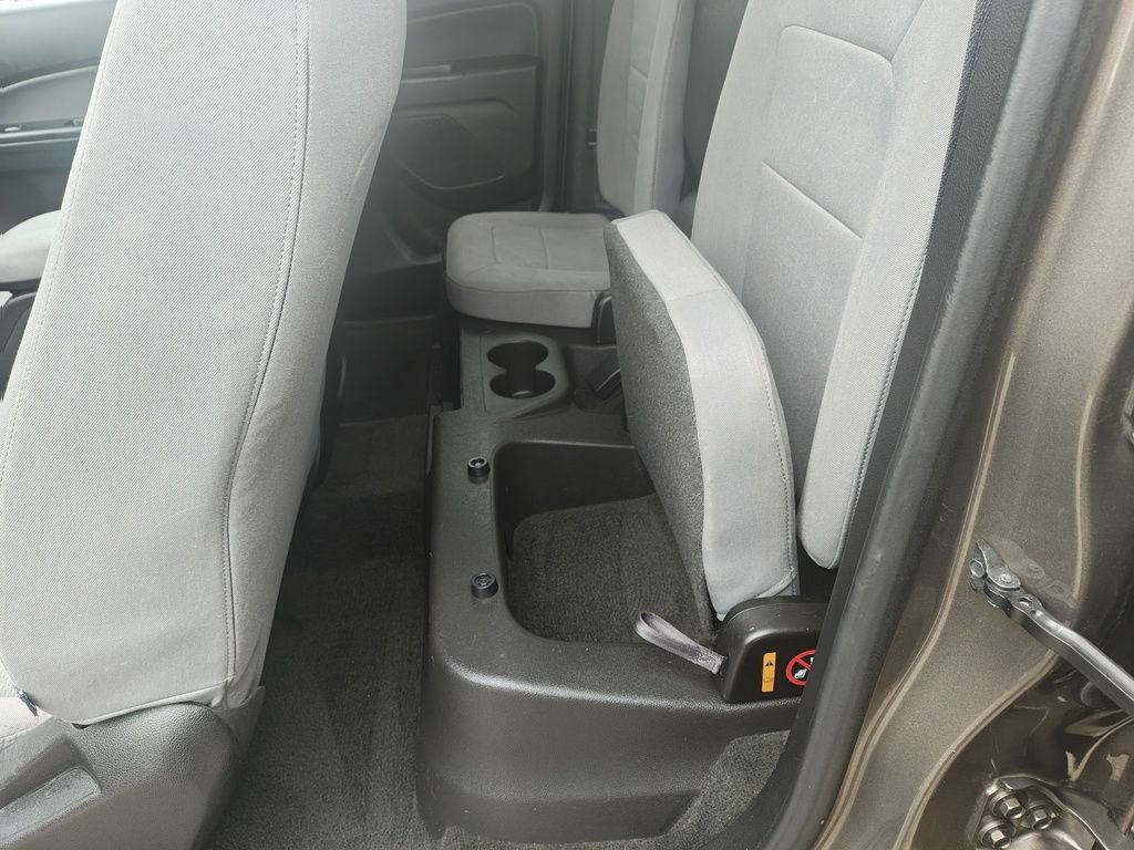 Used 2016 GMC Canyon 4x4 Extended Cab w/ Convenience Package image 10