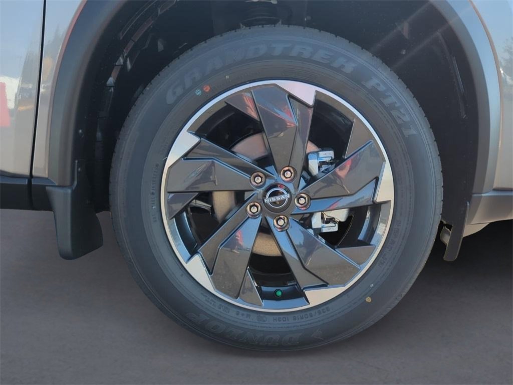 New 2026 Nissan Rogue SV image 9