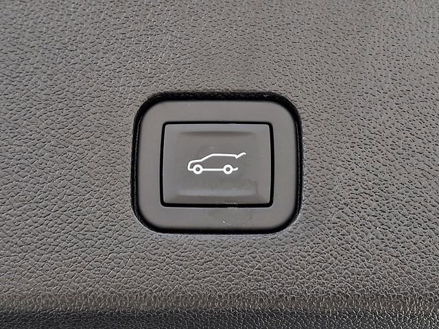 Certified 2025 Cadillac XT6 Premium Luxury w/ Platinum Package image 29