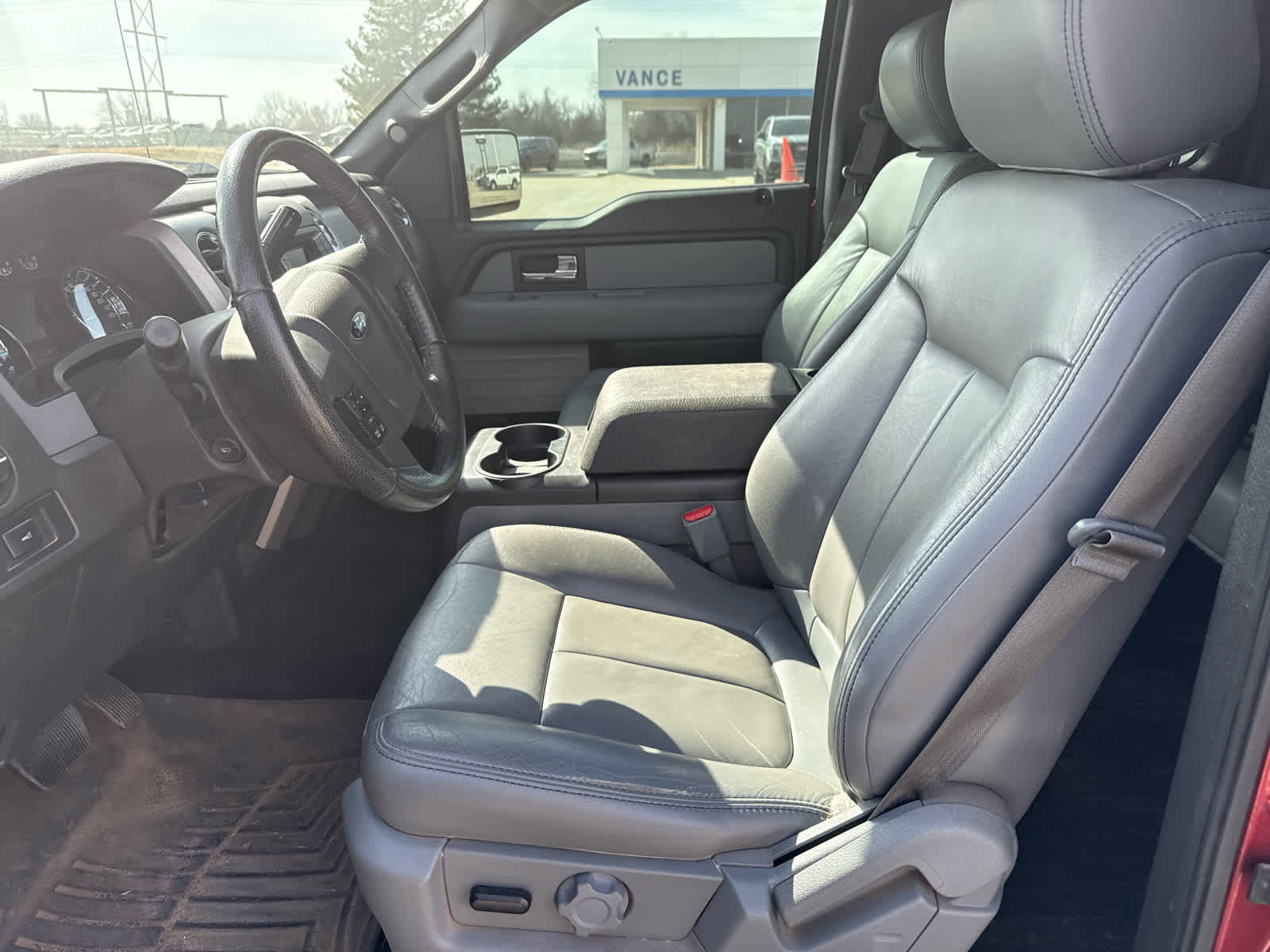 Used 2014 Ford F150 XLT w/ Equipment Group 302A Luxury image 17