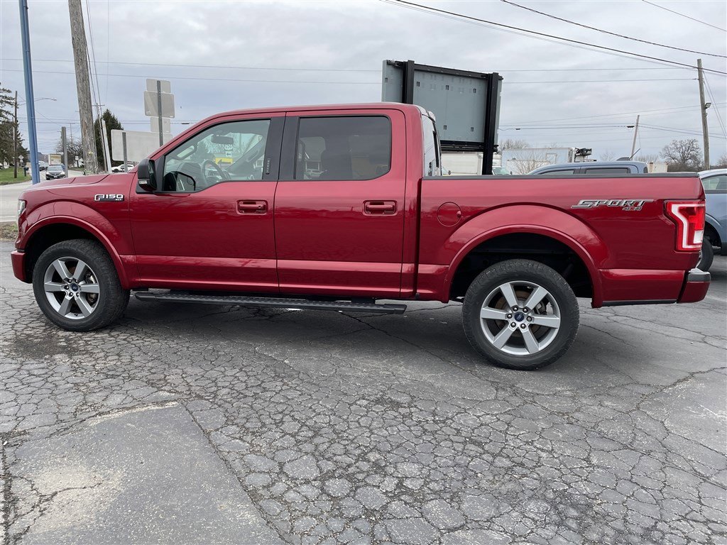 Used 2016 Ford F150 XLT w/ Equipment Group 302A Luxury AWD/4WD image 4