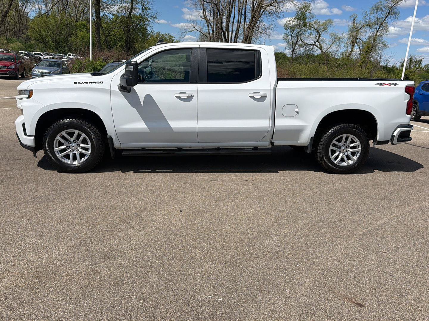 Used 2022 Chevrolet Silverado 1500 RST w/ Bed Protection Package AWD/4WD image 2