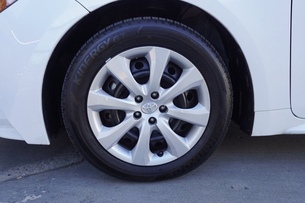 Certified 2025 Toyota Corolla LE image 20