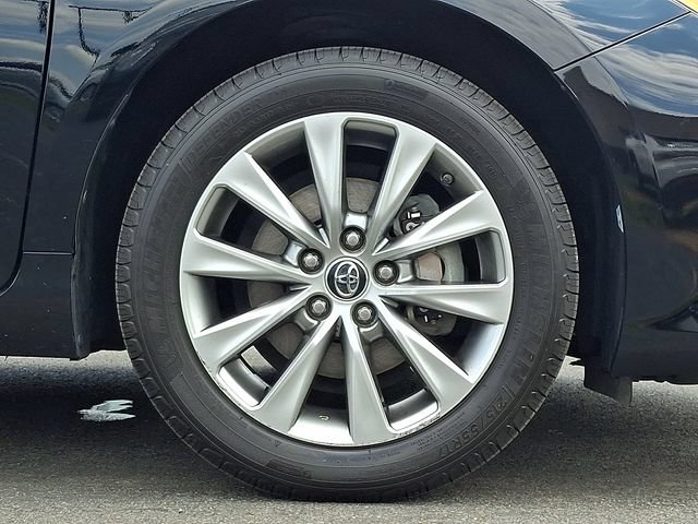 Used 2016 Toyota Camry XLE w/ Moonroof Package FWD image 8