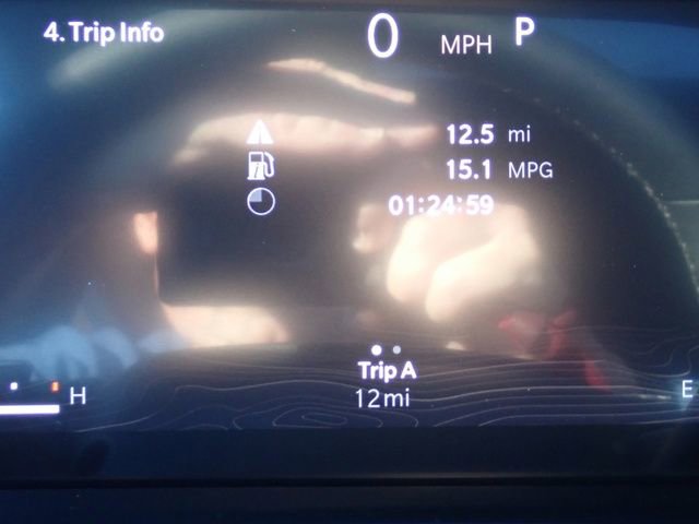 New 2025 Jeep Grand Cherokee Altitude image 20