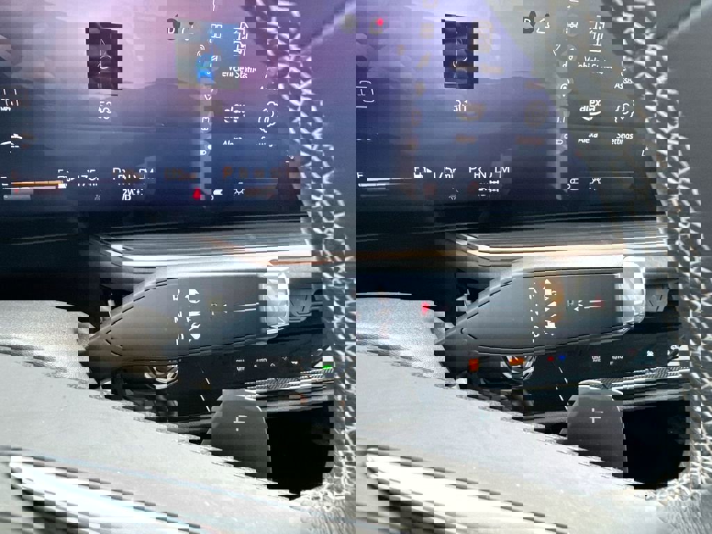 Certified 2024 Buick Envision Sport Touring image 15