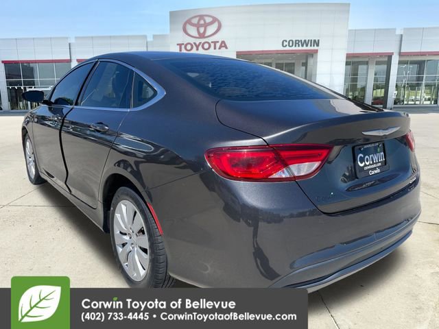 Used 2016 Chrysler 200 LX FWD image 3
