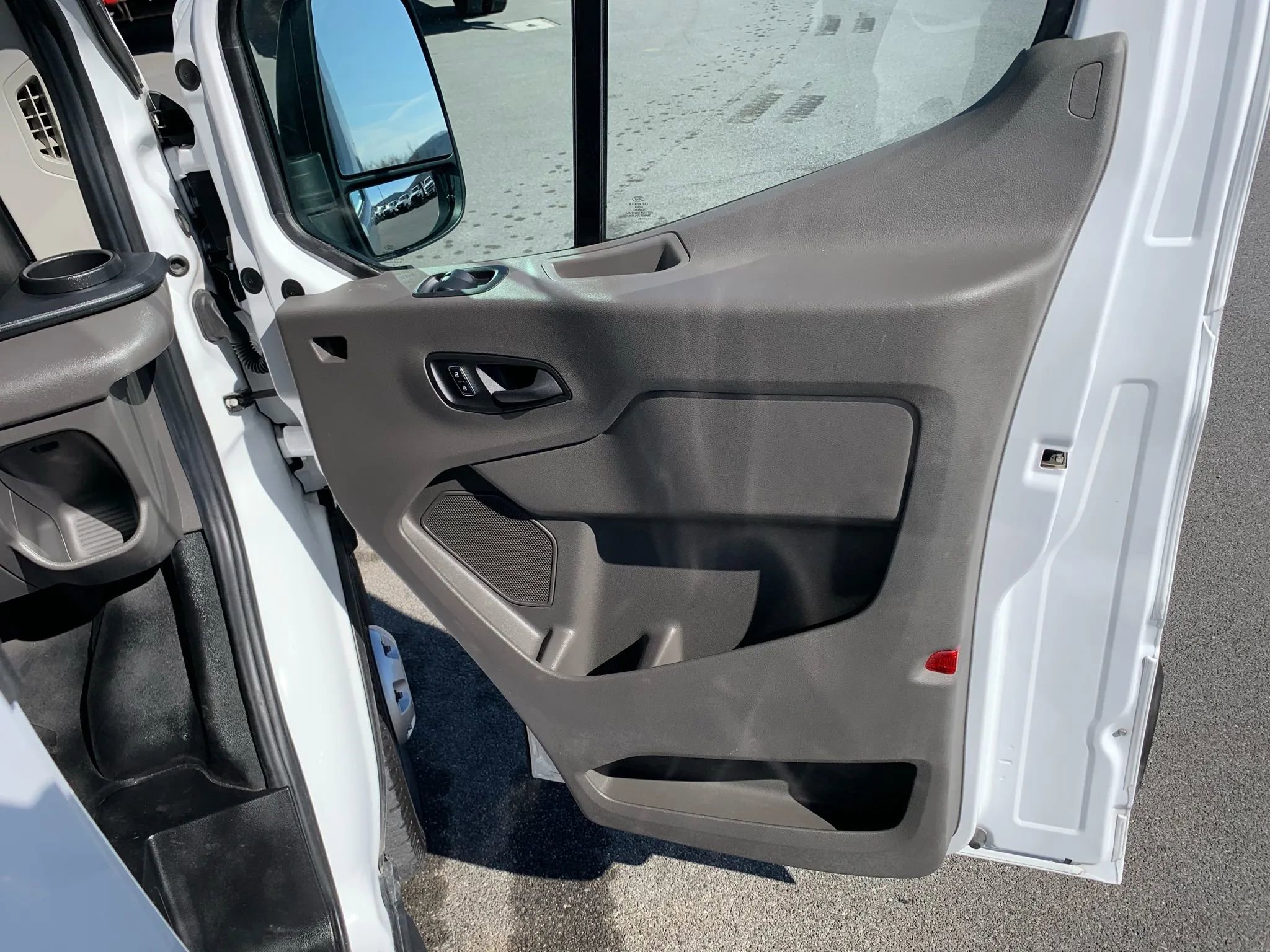 Used 2024 Ford Transit 250 148 High Roof Extended AWD image 21