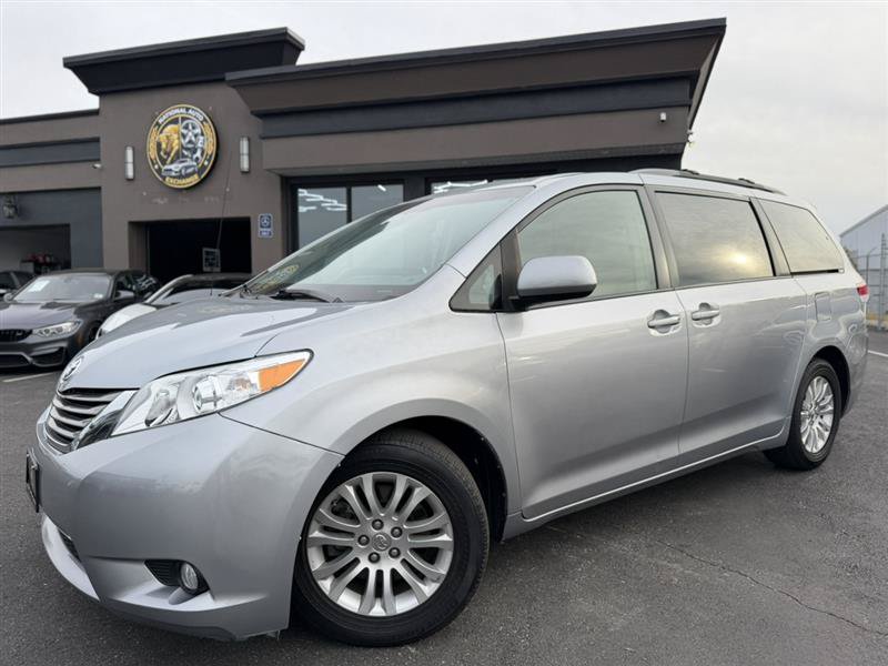 Used 2014 Toyota Sienna XLE