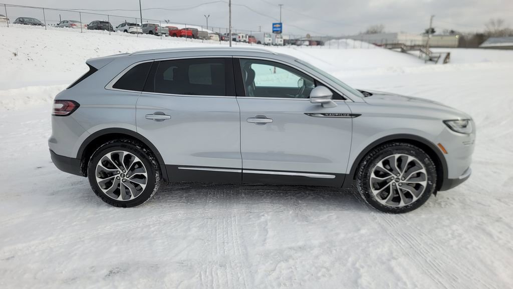 Used 2021 Lincoln Nautilus Reserve w/ Cargo Utility Package image 14