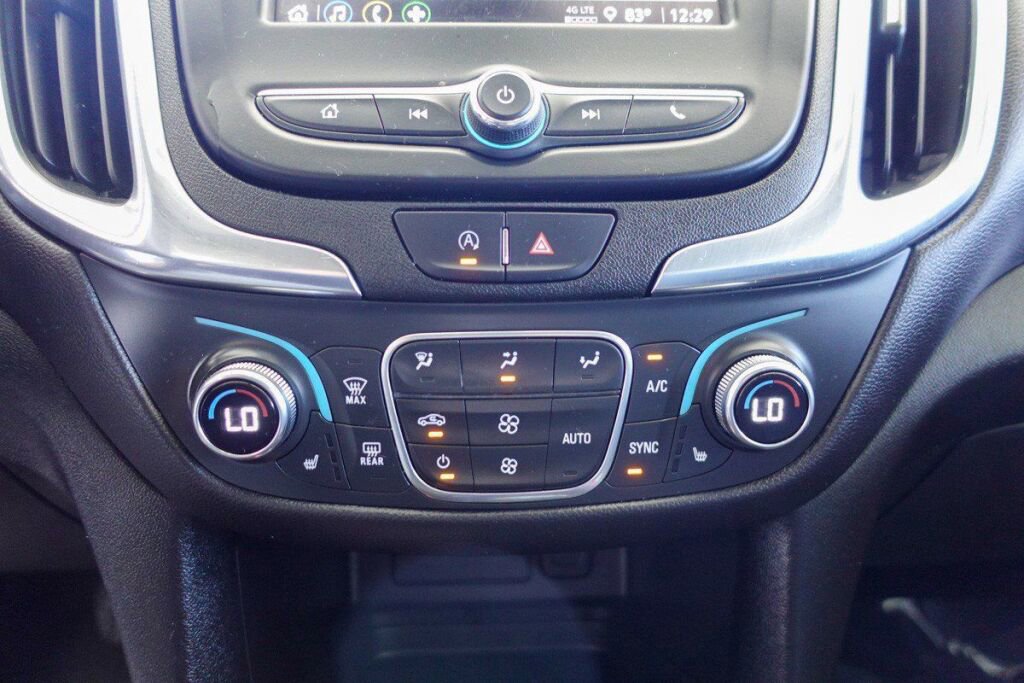 Used 2024 Chevrolet Equinox LT image 21