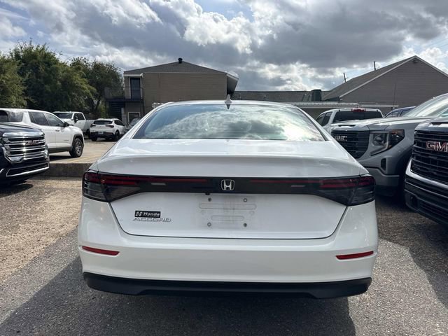 Used 2023 Honda Accord EX image 8