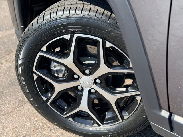 Used 2024 Jeep Compass Limited AWD/4WD image 26