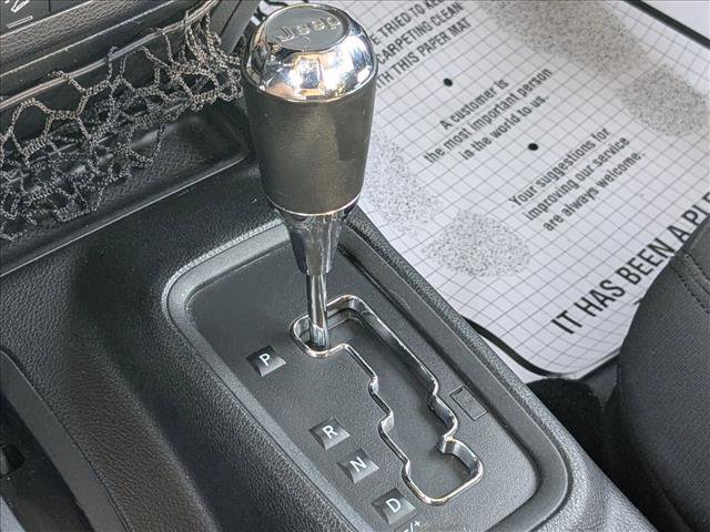 Used 2017 Jeep Wrangler Unlimited Sport w/ Connectivity Group image 12