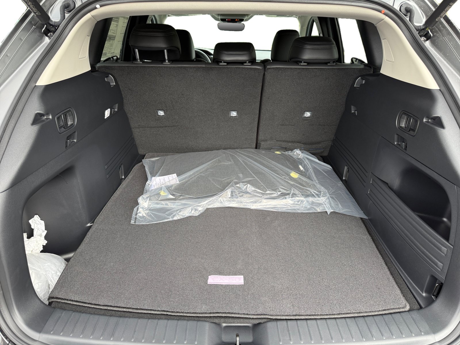 New 2026 MAZDA CX-50 AWD 2.5 Hybrid w/ Premium Pkg image 17