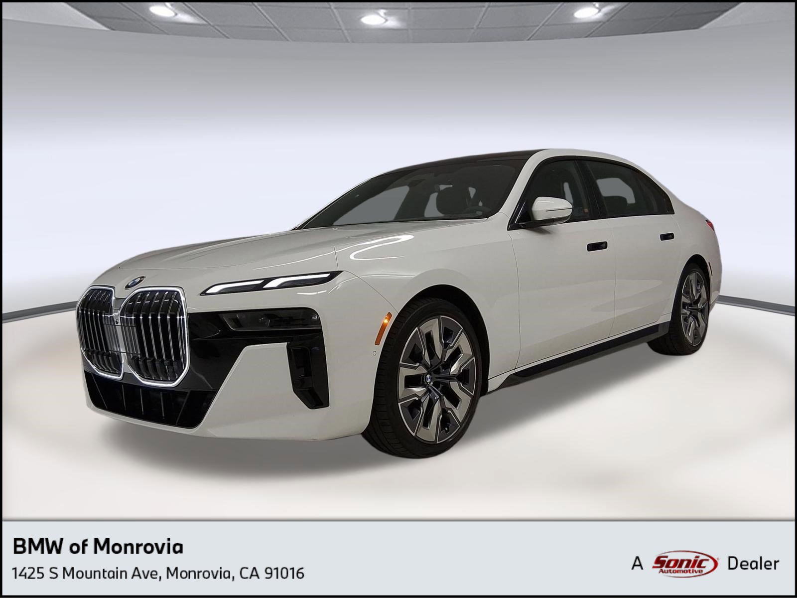 Certified 2023 BMW 740i 740i image 1