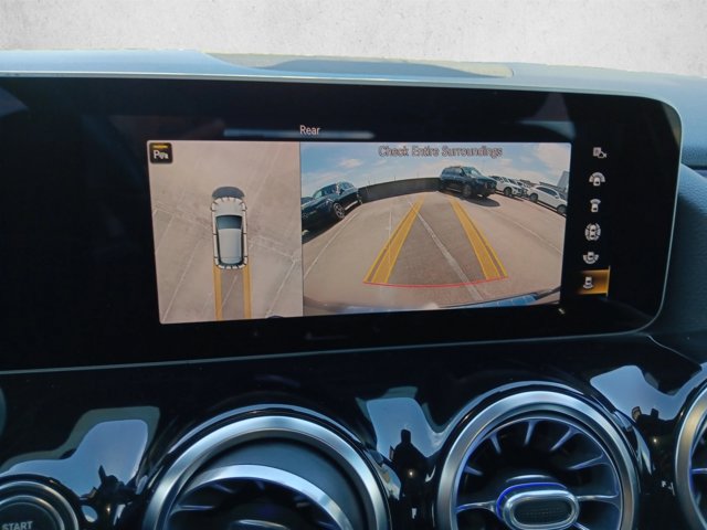 Used 2021 Mercedes-Benz GLA 250 image 13