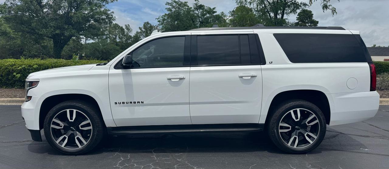 Used 2020 Chevrolet Suburban LT w/ RST Edition AWD/4WD image 2