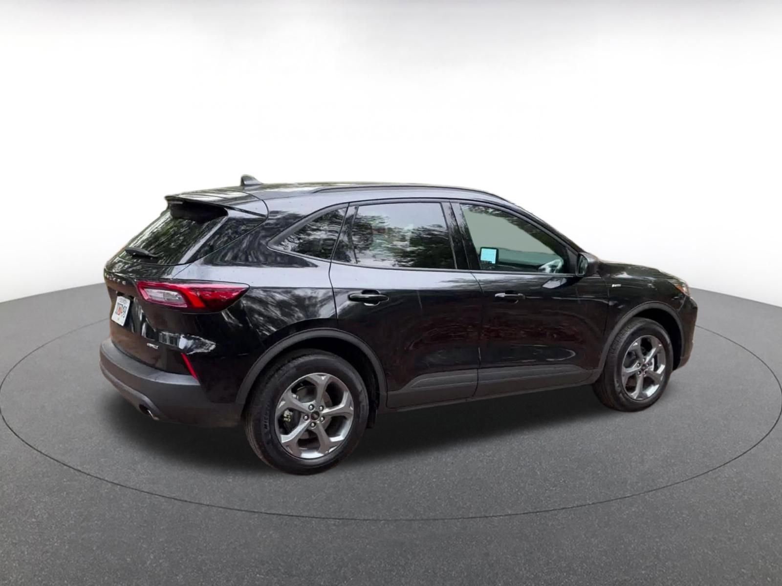 Used 2025 Ford Escape ST-Line AWD/4WD image 15