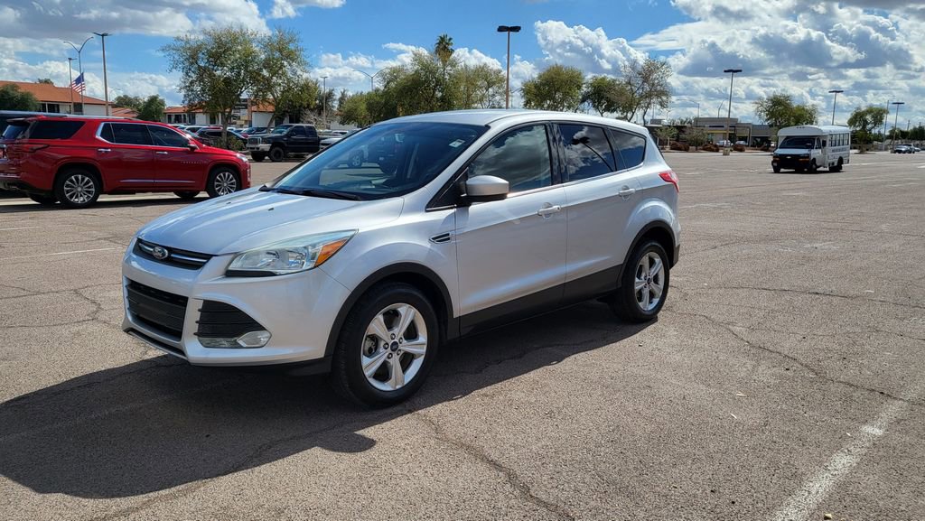 Used 2015 Ford Escape SE image 4