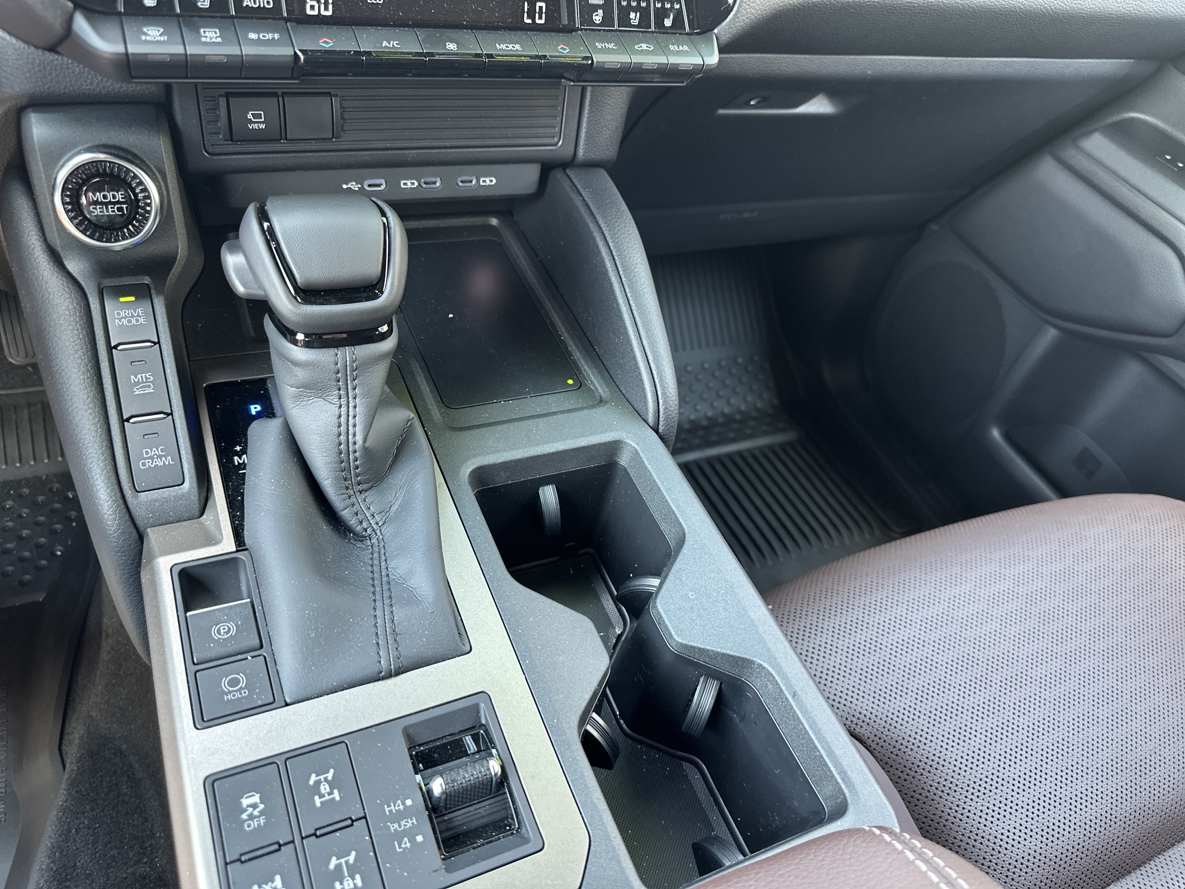 Used 2027 Toyota Land Cruiser w/ Premium Package AWD/4WD image 16