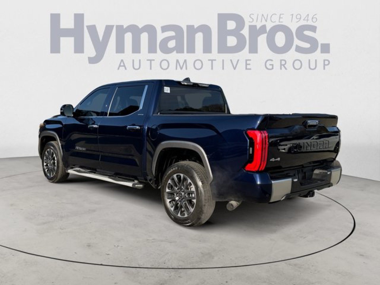 Used 2024 Toyota Tundra Limited AWD/4WD image 5