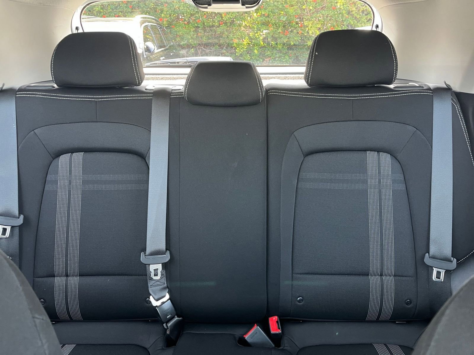 Used 2025 Hyundai Venue SEL FWD image 40