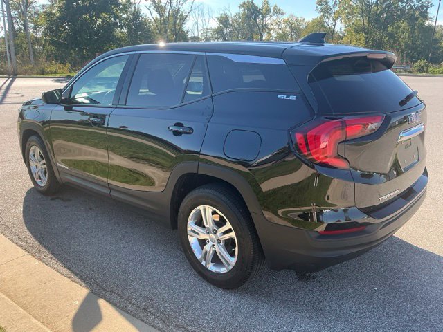 Used 2020 GMC Terrain SLE FWD image 4