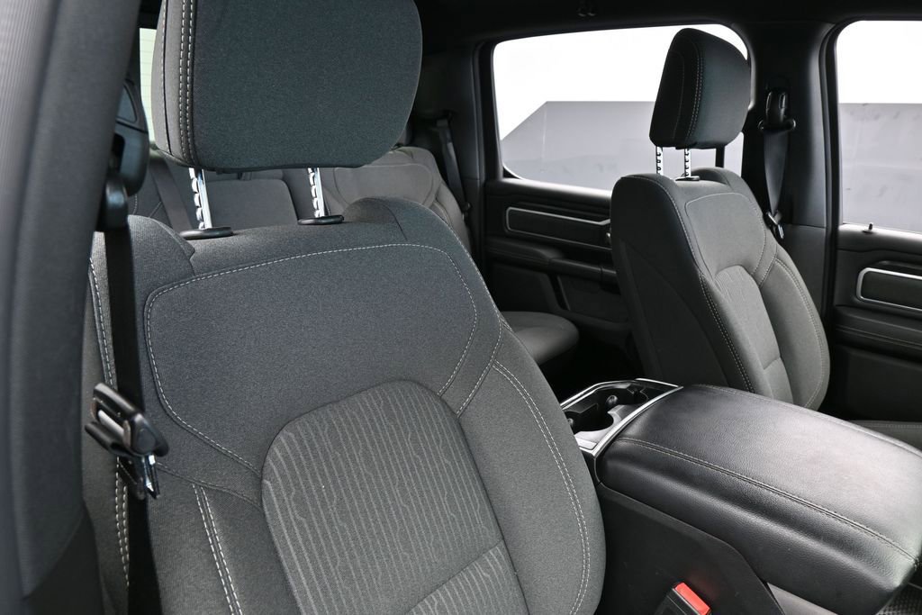 Used 2023 RAM 1500 Big Horn AWD/4WD image 40