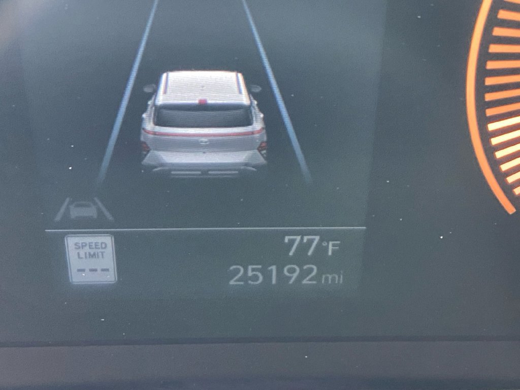 Used 2024 Hyundai Kona SEL FWD image 32