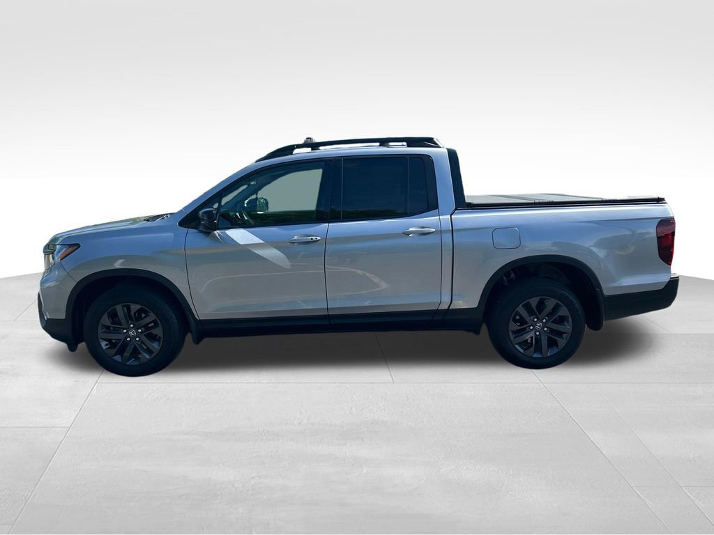 Used 2021 Honda Ridgeline Sport image 3