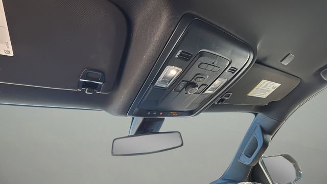 Used 2022 Chevrolet Suburban Z71 w/ Z71 Off-Road Package image 27