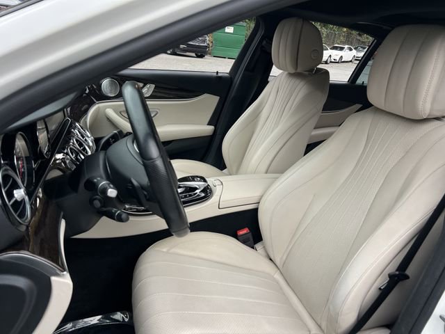 Used 2018 Mercedes-Benz E 400 4MATIC Sedan image 14