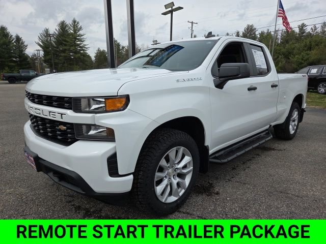 Used 2020 Chevrolet Silverado 1500 Custom w/ Custom Value Package image 4