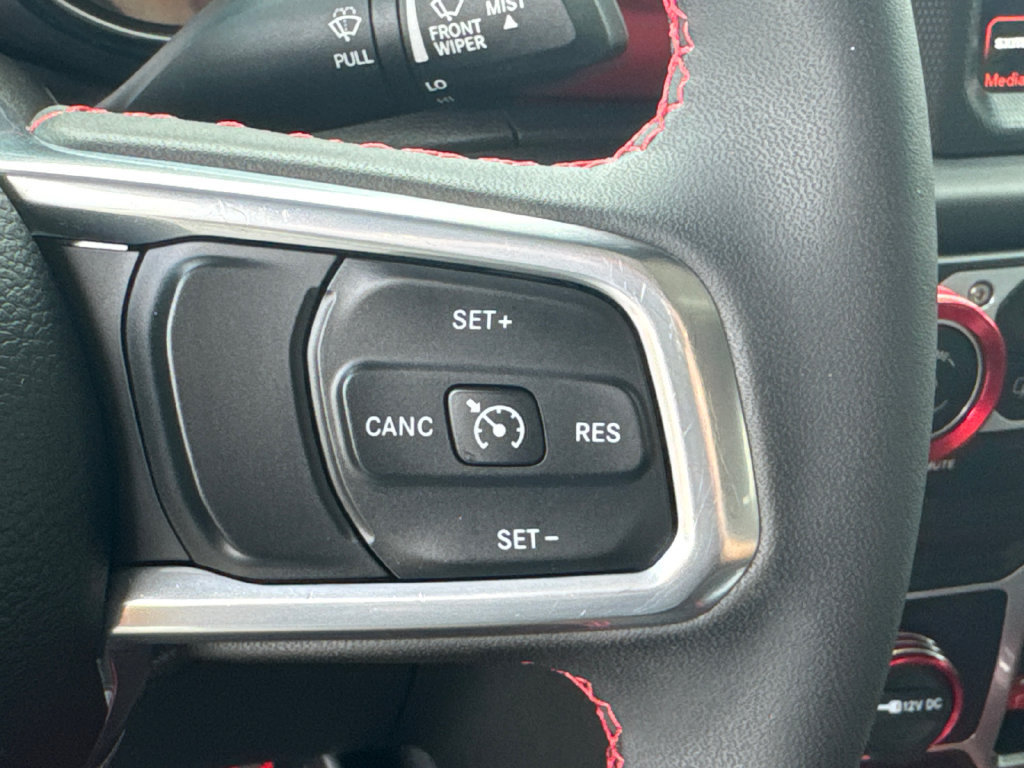 Used 2023 Jeep Gladiator Rubicon w/ LED Lighting Group AWD/4WD image 24