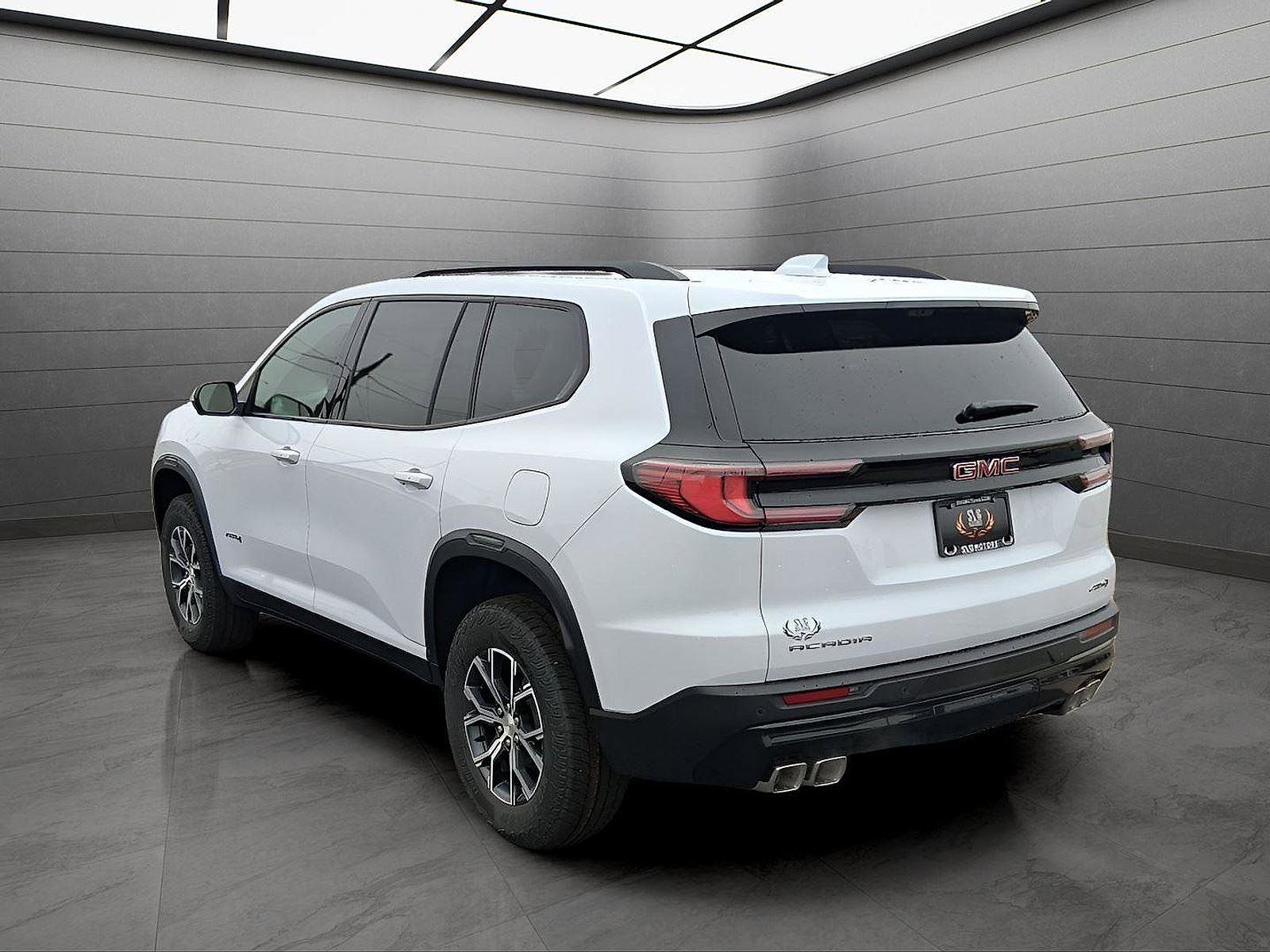 New 2026 GMC Acadia AT4 w/ LPO, Floor Liner Package image 3