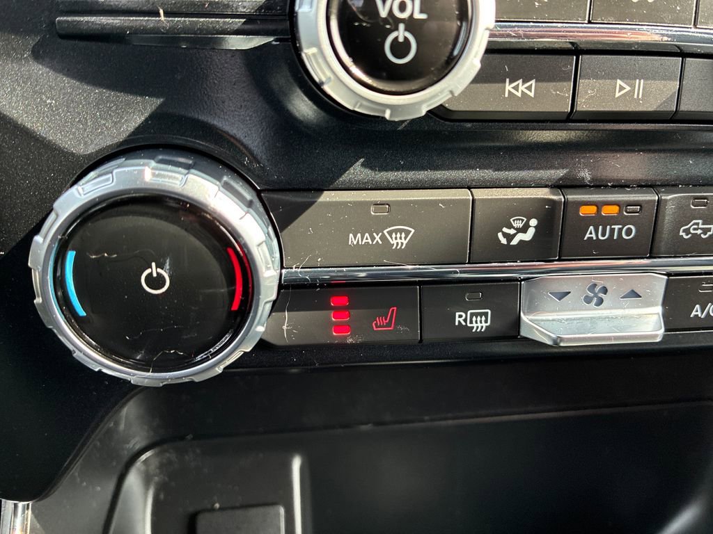 Used 2023 Ford F150 XLT w/ Equipment Group 302A High image 23