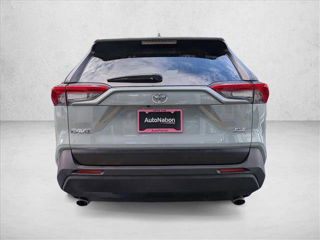Used 2021 Toyota RAV4 XLE image 7
