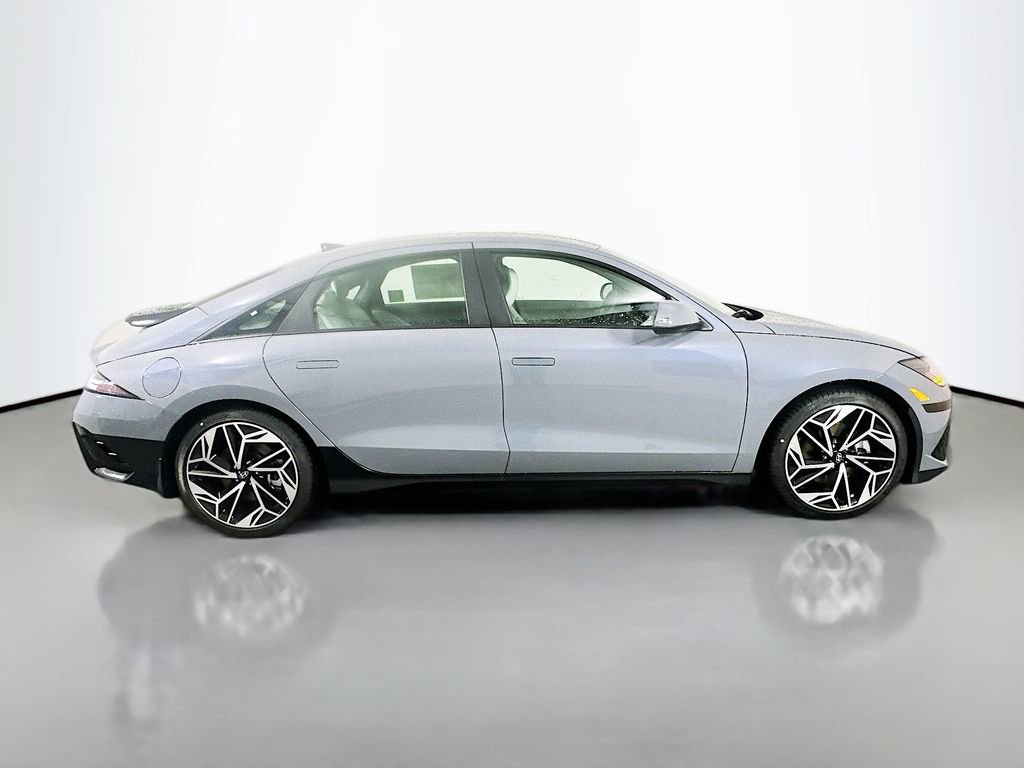 New 2025 Hyundai Ioniq 6 SEL image 4