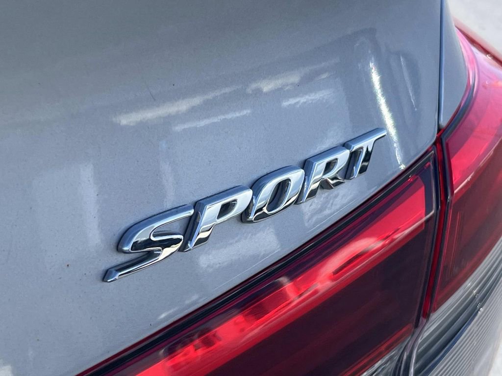 Used 2023 Honda Civic Sport image 10