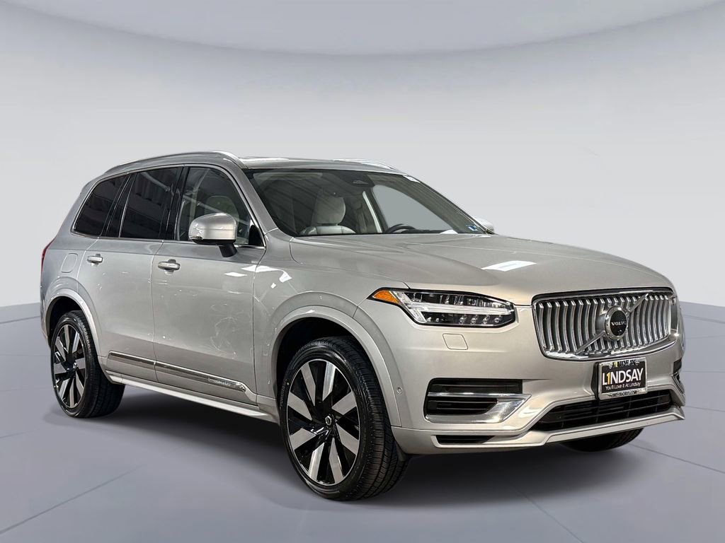 Used 2023 Volvo XC90 T8 Ultimate w/ Protection Package Premier AWD/4WD image 9