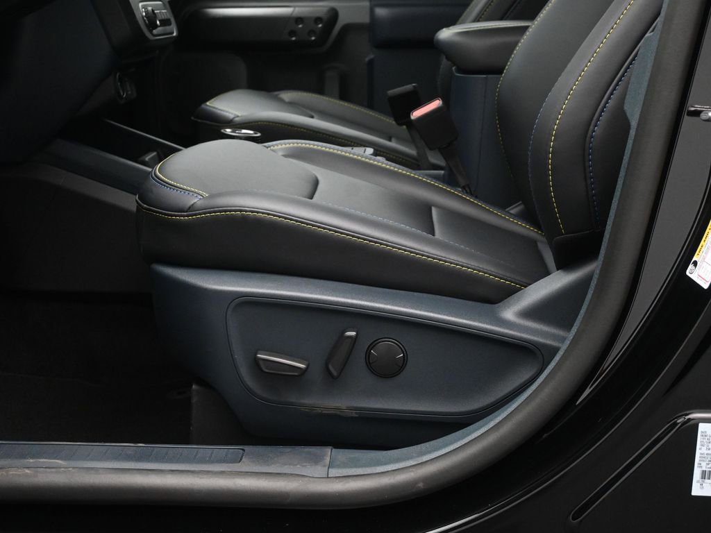 New 2025 Ford Maverick Lobo image 10