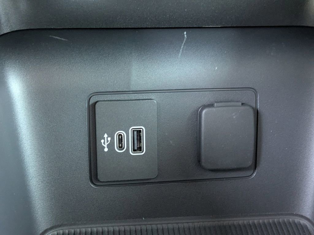 New 2026 Ford Explorer Active w/ Active Comfort Package image 25