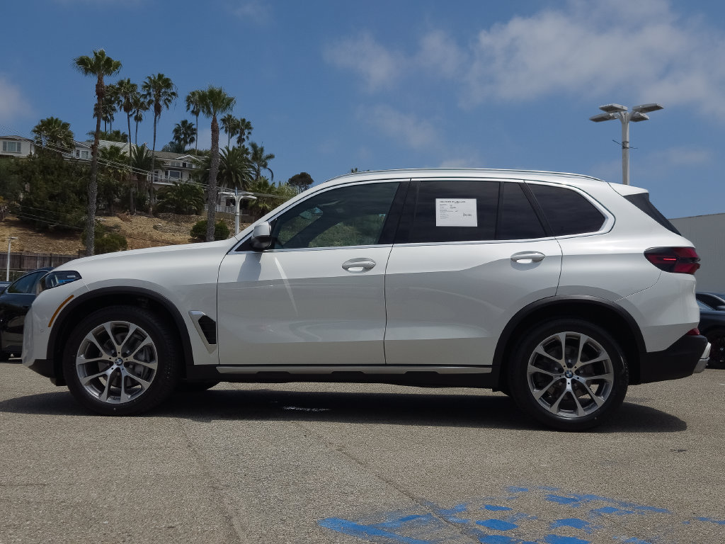 Used 2024 BMW X5 xDrive40i w/ Premium Package AWD/4WD image 24