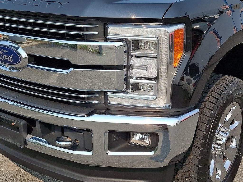 Used 2019 Ford F250 Lariat w/ Lariat Ultimate Package AWD/4WD image 10